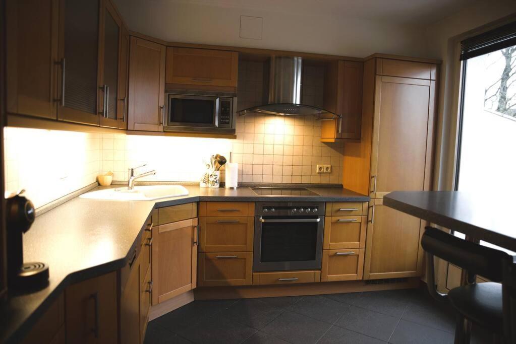 Cozy 3 Bedroom House With 11 Kw Electric Car Charger Hesperange エクステリア 写真